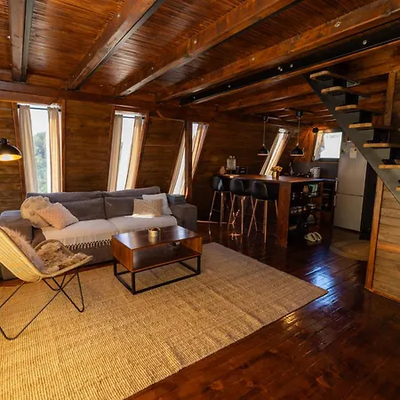 Shack In Mušići, Near Divčibare, Beautiful Landscape, Unique Design Hébergement de vacances *