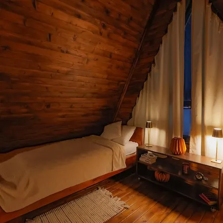 Shack In Mušići, Near Divčibare, Beautiful Landscape, Unique Design Hébergement de vacances Sevrljuge