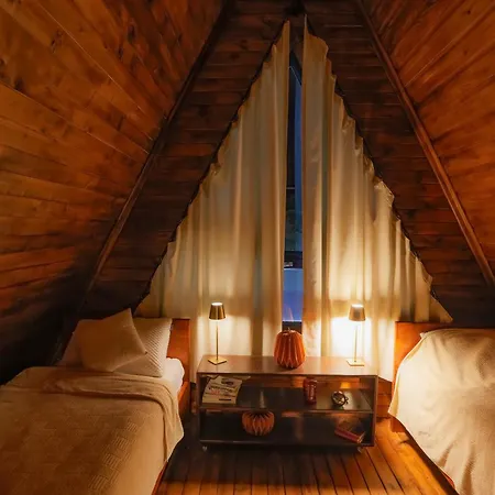 Shack In Mušići, Near Divčibare, Beautiful Landscape, Unique Design Hébergement de vacances Sevrljuge