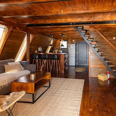 Shack In Mušići, Near Divčibare, Beautiful Landscape, Unique Design Hébergement de vacances *