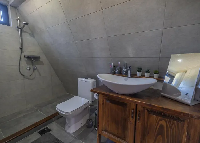 Shack In Musici, Near Divcibare, Beautiful Landscape, Unique Design Sevrljuge